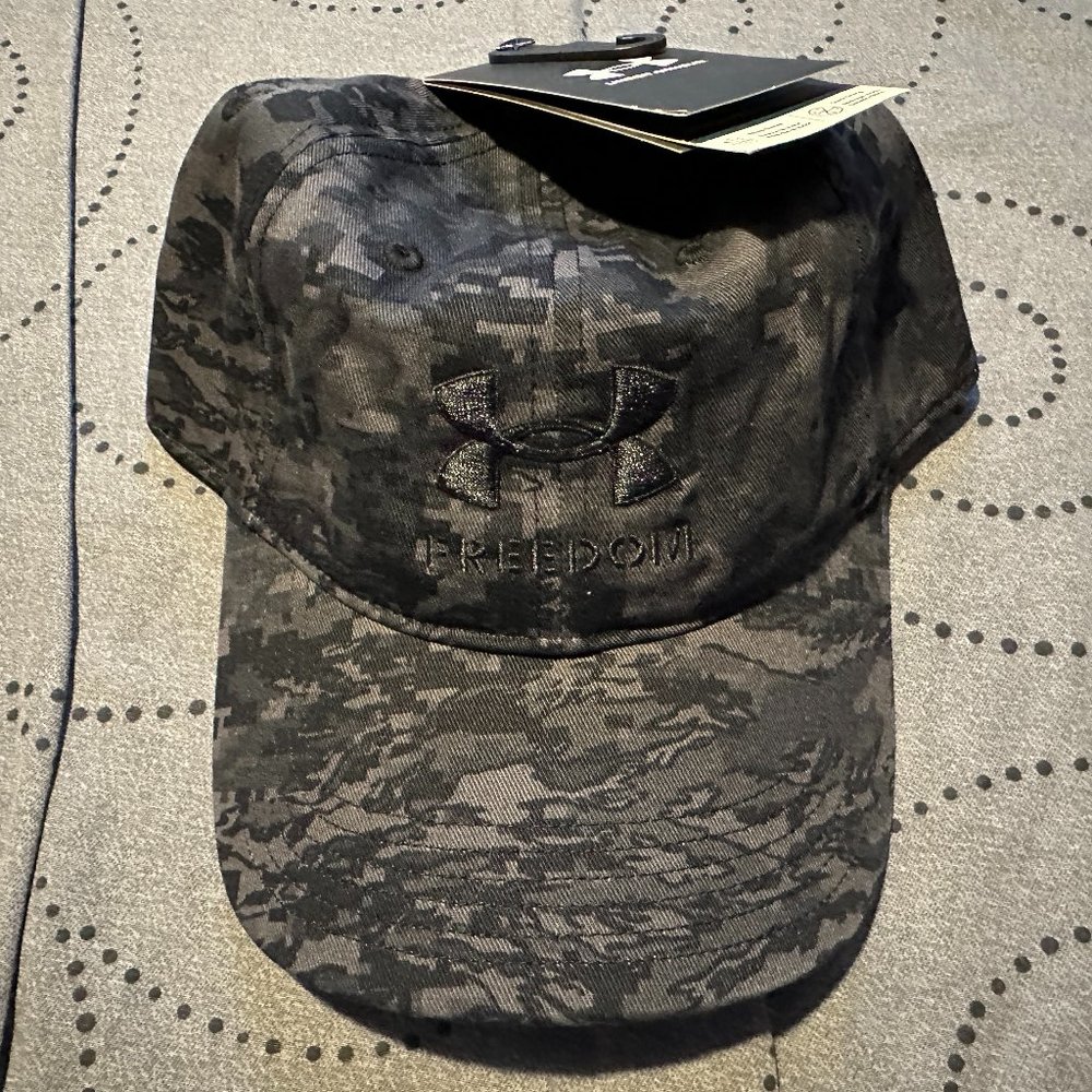 UNDER ARMOUR HUNT TACTICAL BLACKOUT CAMO HAT ONE SIZE MEN $32